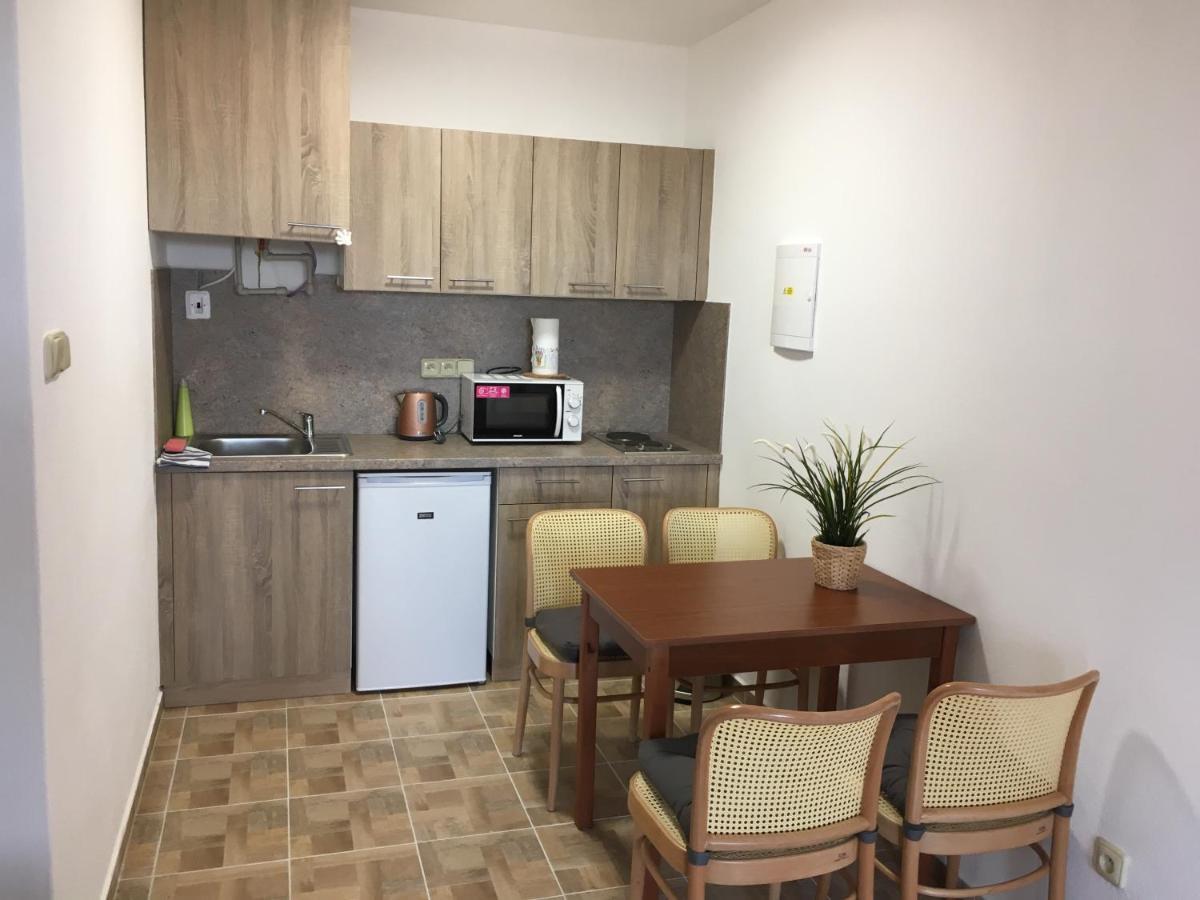 Apartmany S Klimatizaci - Penzion U Kudlacku Pouzdrany المظهر الخارجي الصورة